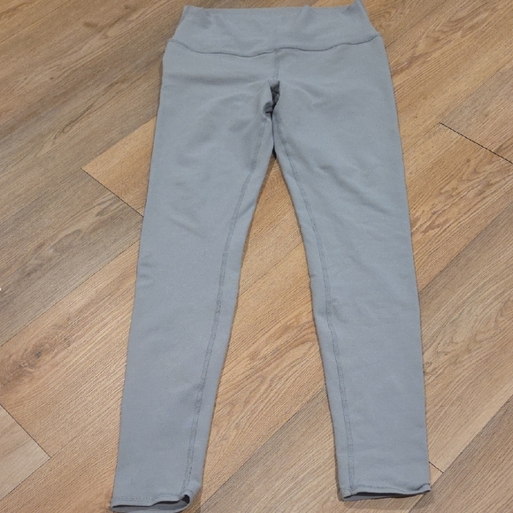ALO Yoga Pants - ALO Yoga Light Gray Leggings